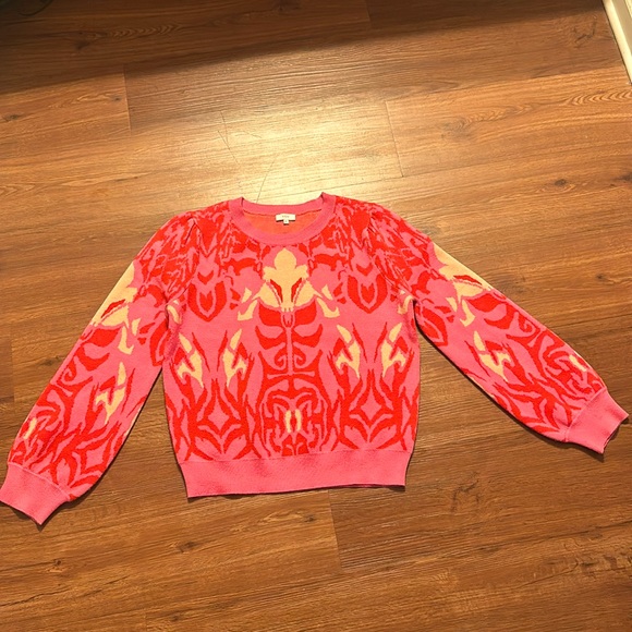 VOY Spring Sweater - Picture 2 of 3